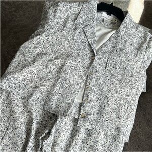 Paisley Print Sleeveless Button-Up Top -White & Black and matching wide leg pant